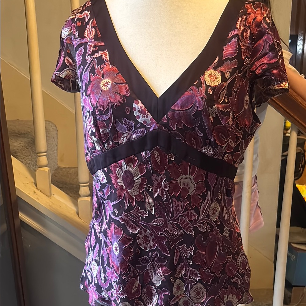 Floral V-Neck Blouse